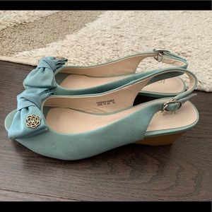 Mint Wedges with Bows